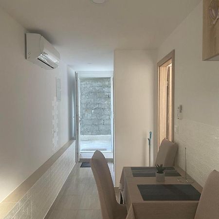 Rustika Apartment สปลิท ภายนอก รูปภาพ