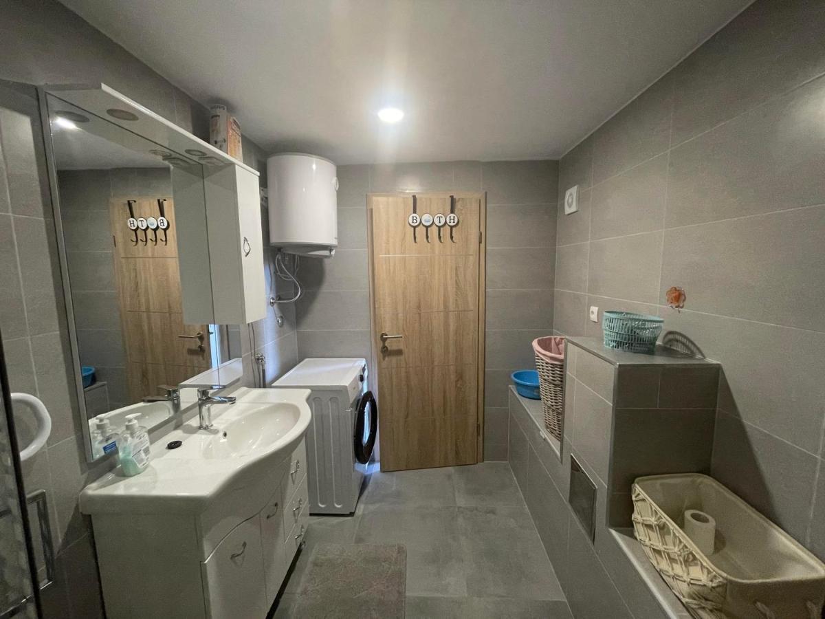 Rustika Apartment สปลิท ภายนอก รูปภาพ